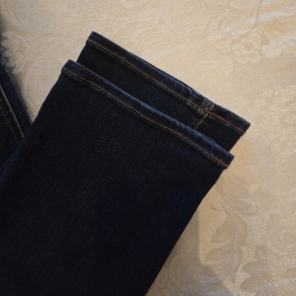 Ann Taylor Loft Modern Kick Crop Size 4 - Picture 5 of 8